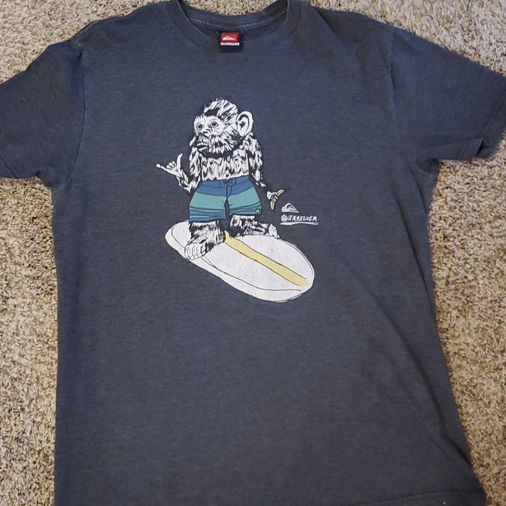 Quicksilver tshirt